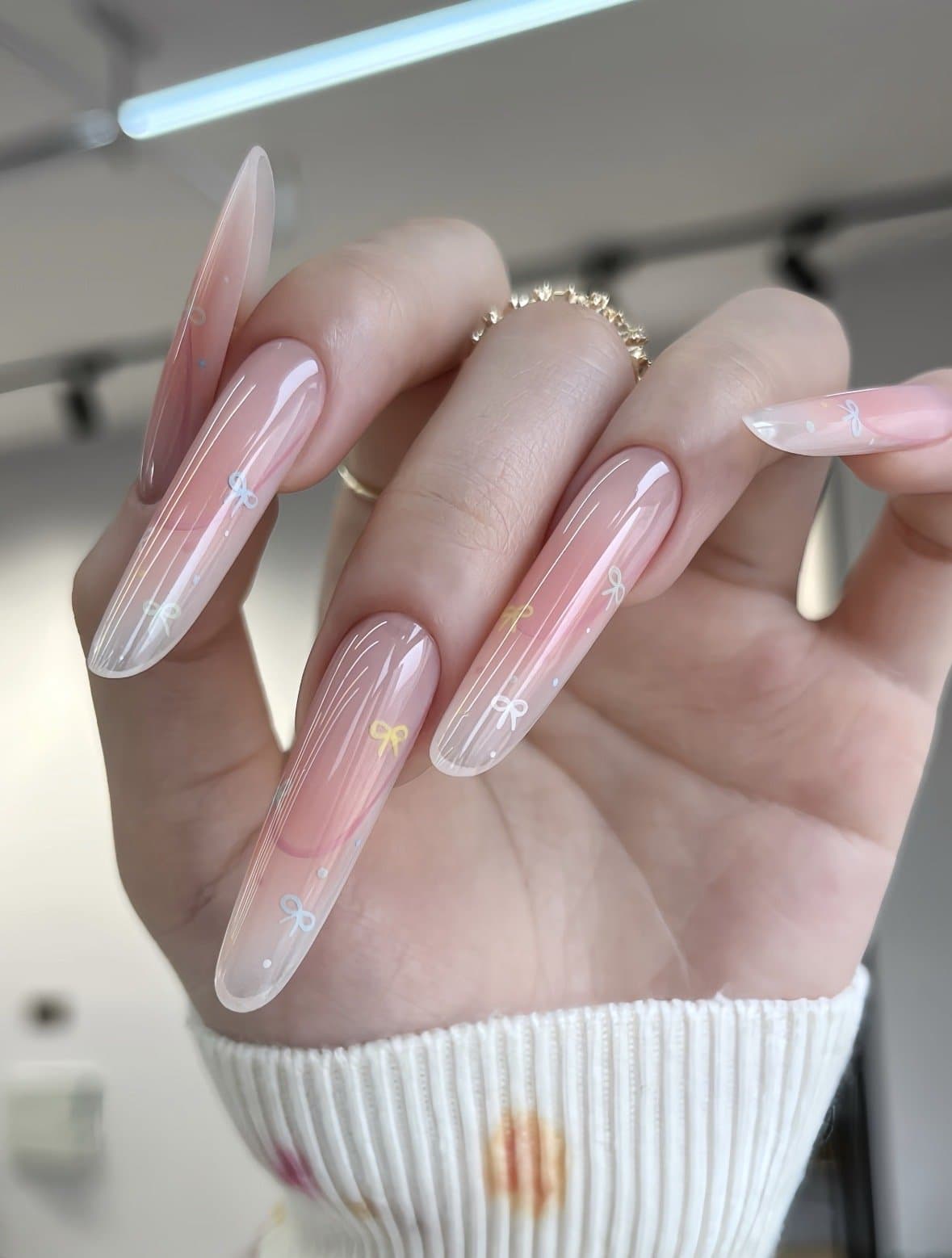 Coquette nails